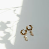 Laura Pearl Gold Hoops